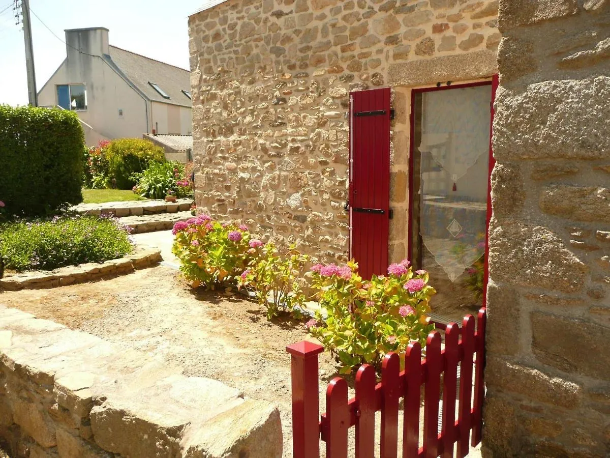 Дом отдыха Cottage, Плугерно Франция