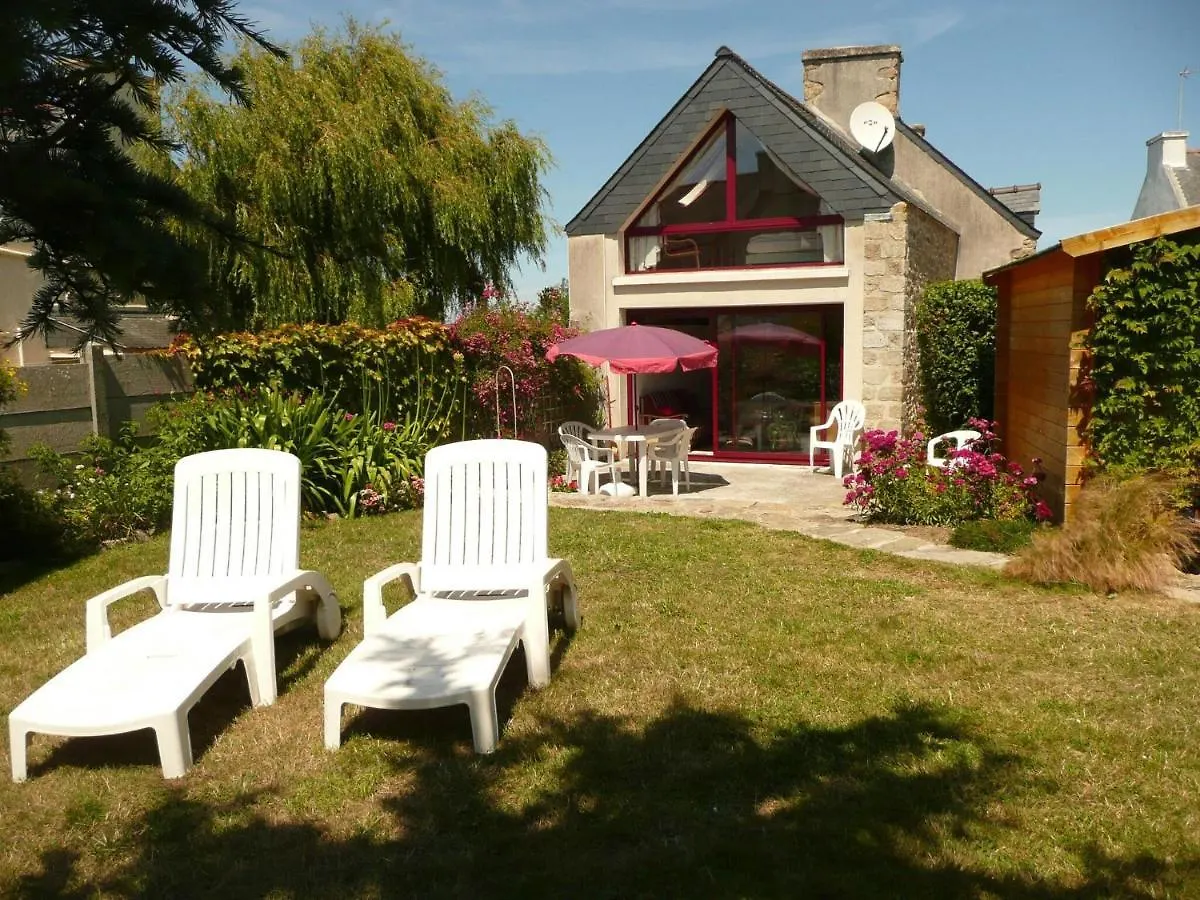Cottage, Плугерно